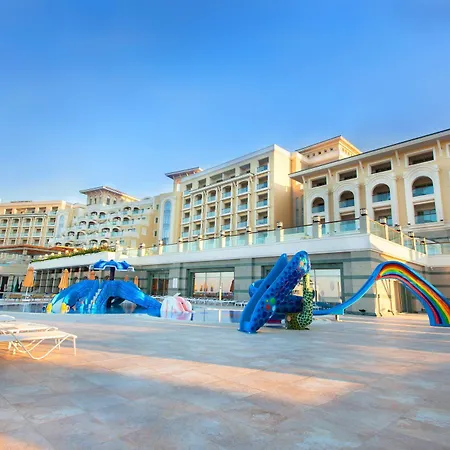Отель Merit Royal & Casino Karavas (Northern Cyprus)
