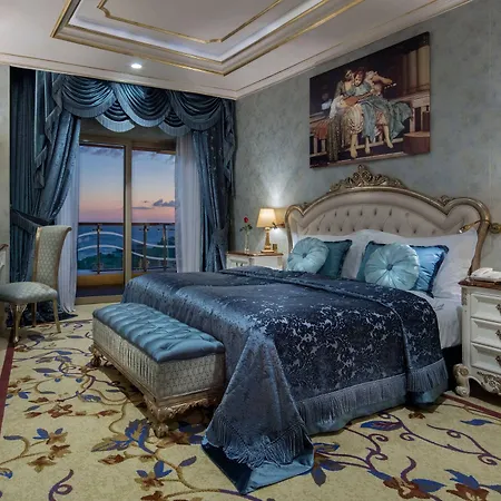 Merit Royal & Casino Отель 5*