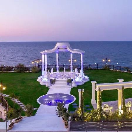 Merit Royal & Casino Отель 5*
